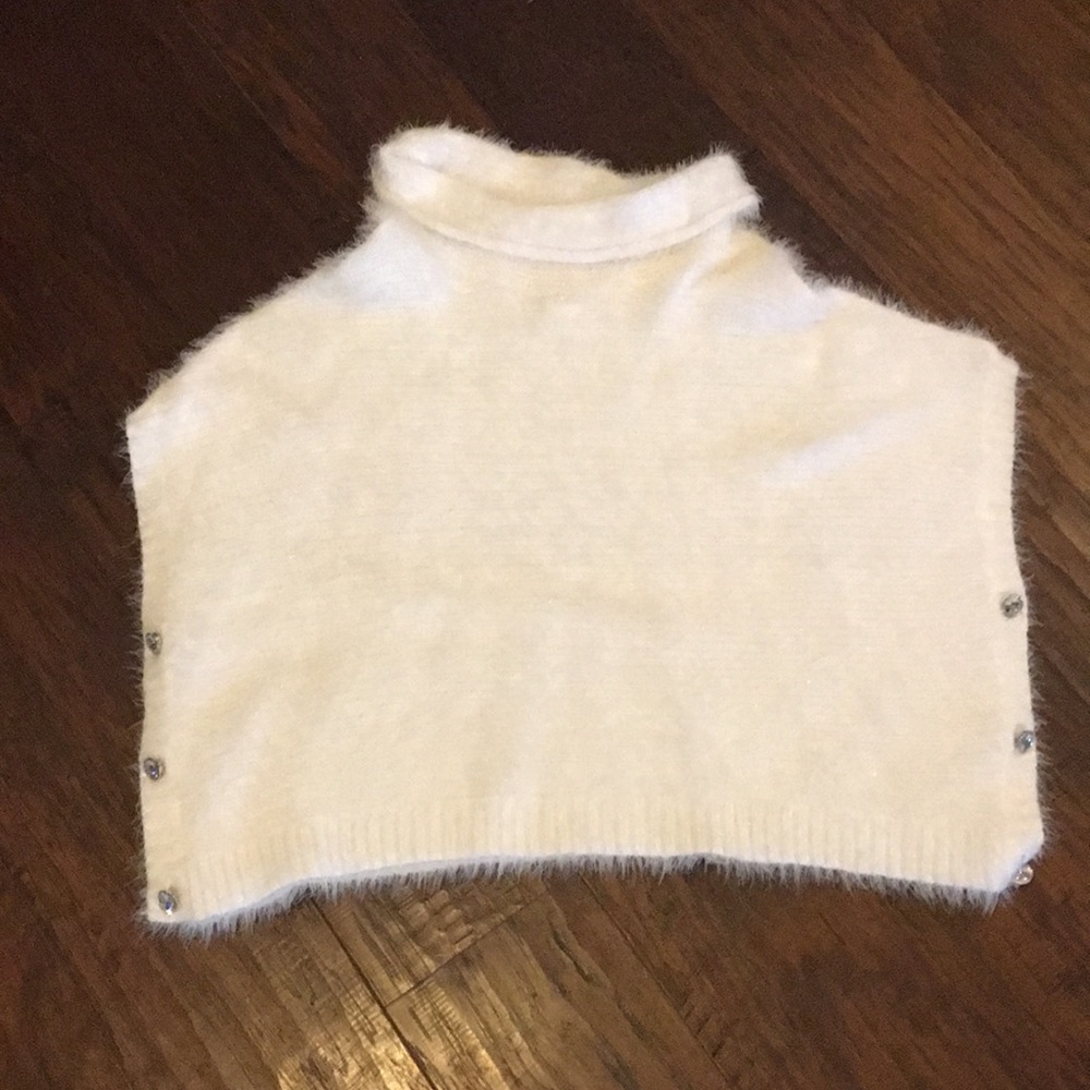 Sweater Shell by Mia Joy